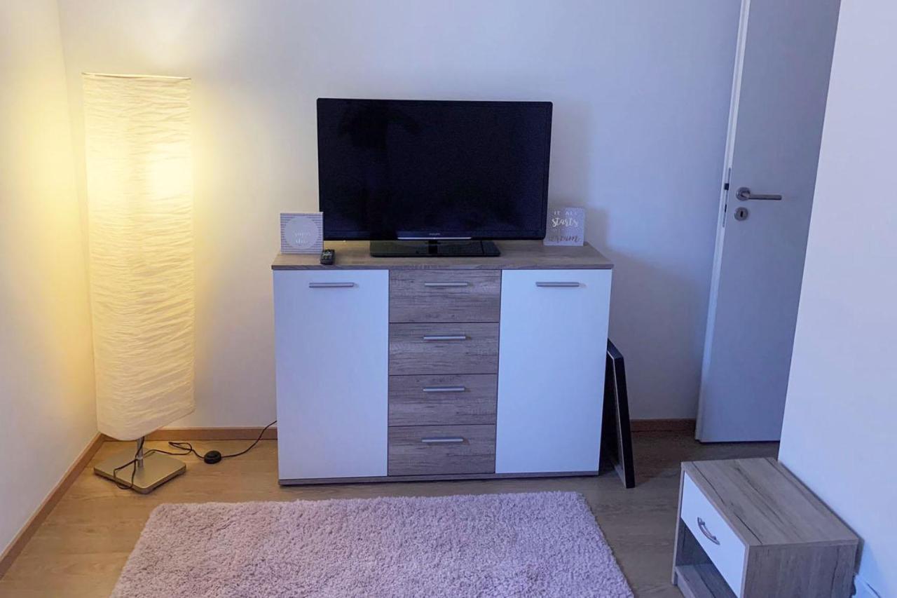 3 Bedroom Apartment In Leverkusen Eksteriør bilde